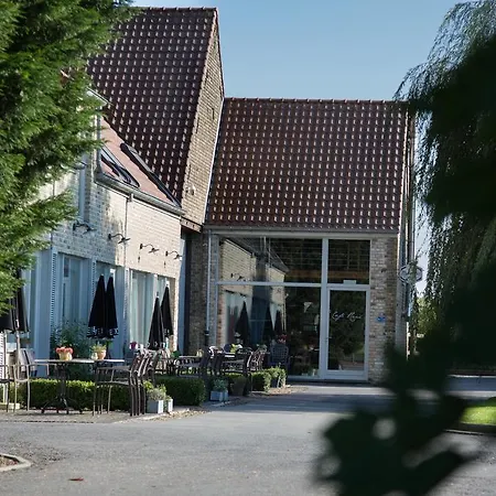 Het Schalienhof 4*