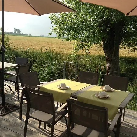 Het Schalienhof Bed and breakfast Veurne